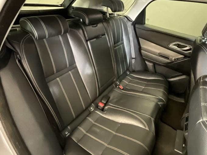 2025 Land Rover Range Rover Velar