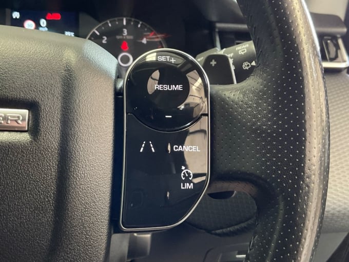 2025 Land Rover Range Rover Velar