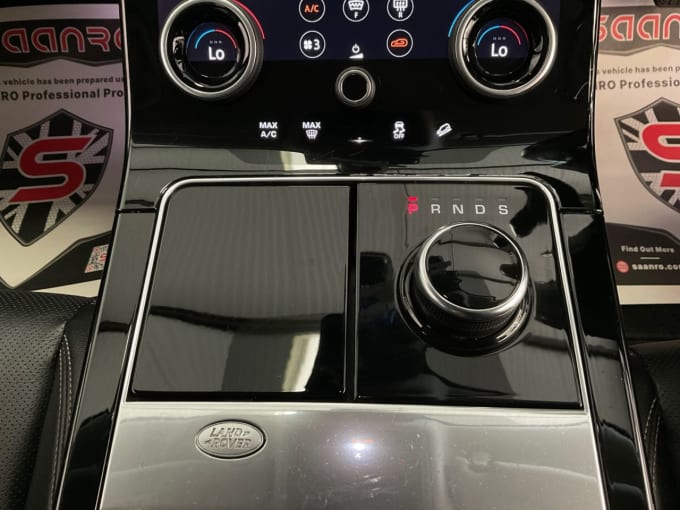 2025 Land Rover Range Rover Velar