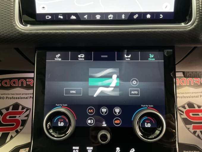 2025 Land Rover Range Rover Velar