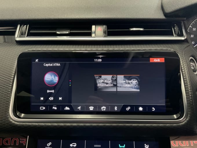 2025 Land Rover Range Rover Velar