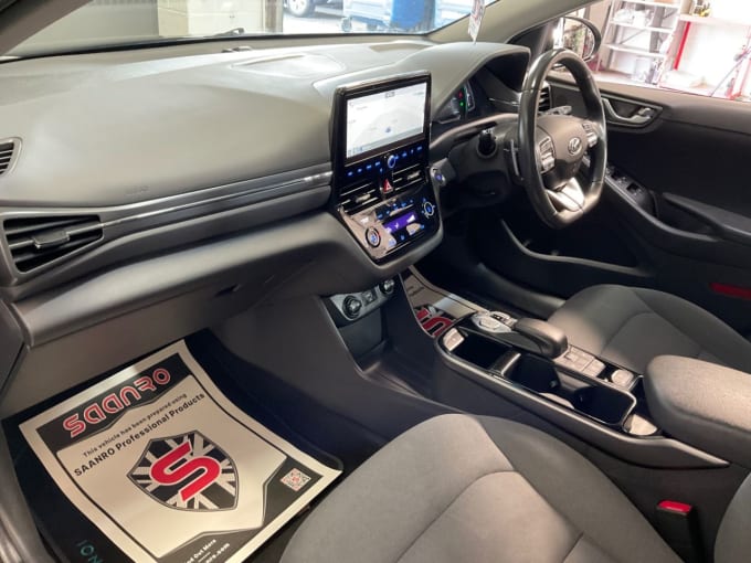 2025 Hyundai Ioniq