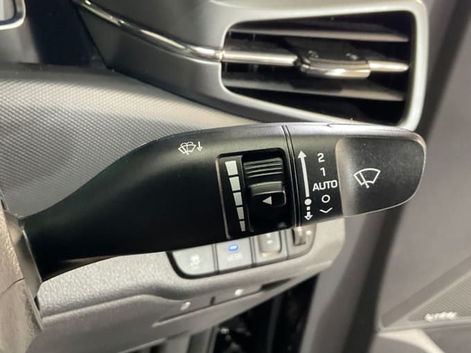 2025 Hyundai Ioniq