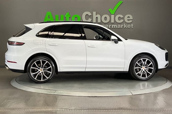2025 Porsche Cayenne