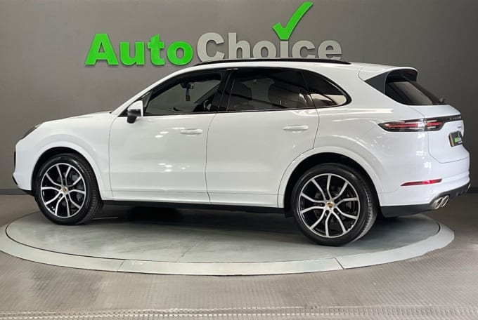 2025 Porsche Cayenne