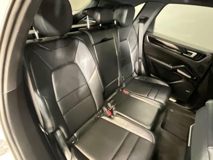 2025 Porsche Cayenne