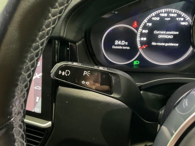 2025 Porsche Cayenne