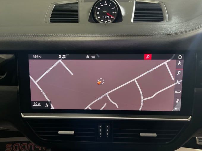 2025 Porsche Cayenne