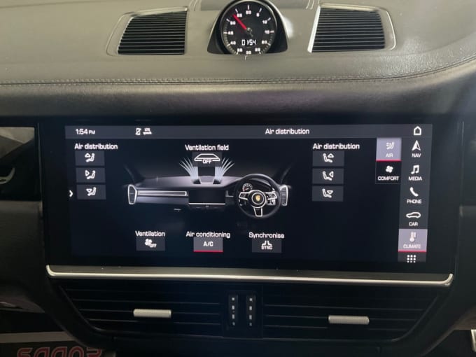2025 Porsche Cayenne