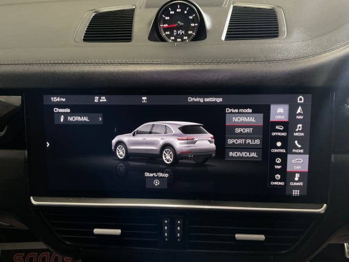 2025 Porsche Cayenne