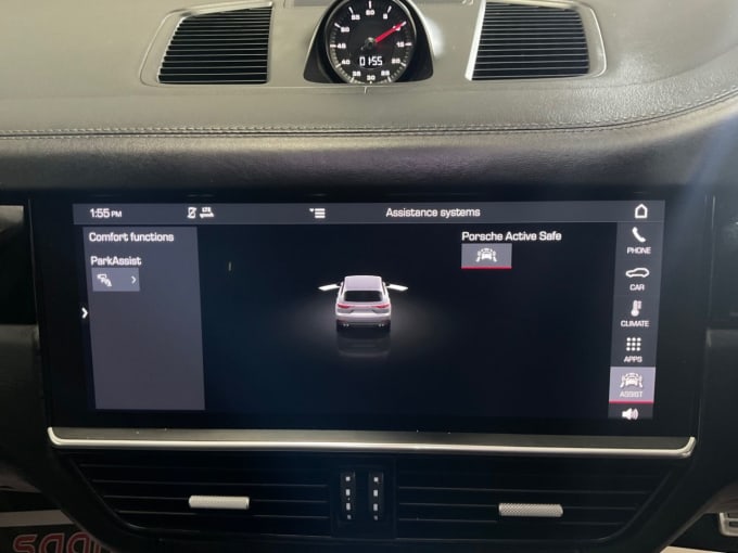 2025 Porsche Cayenne