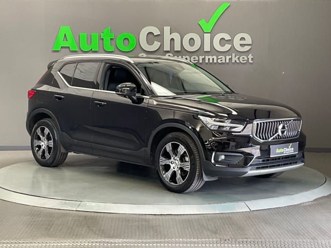 2025 Volvo Xc40