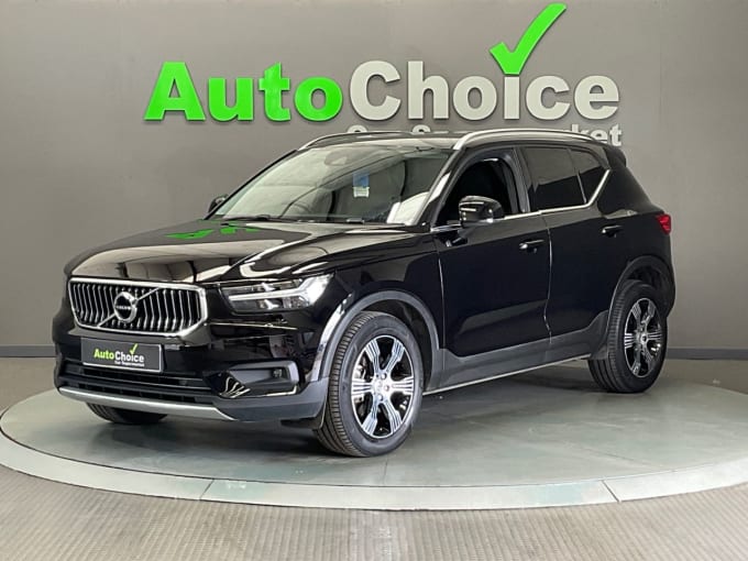 2025 Volvo Xc40