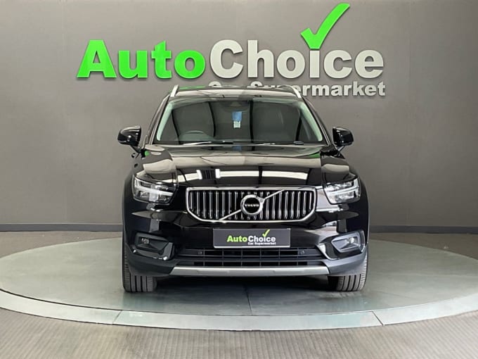 2025 Volvo Xc40