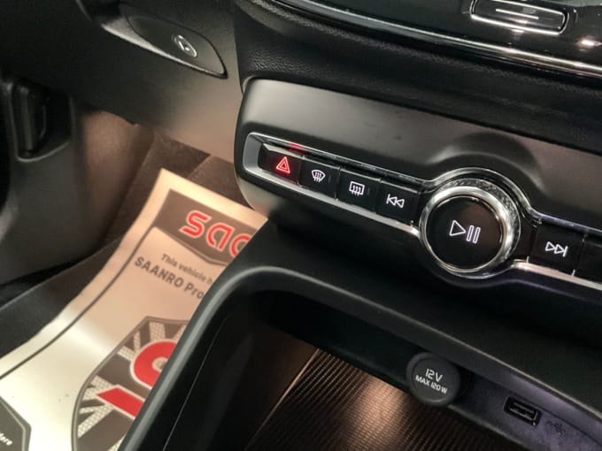 2025 Volvo Xc40
