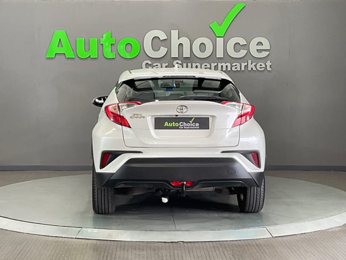 2025 Toyota C-hr