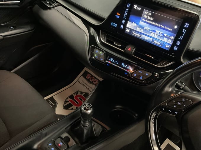 2025 Toyota C-hr