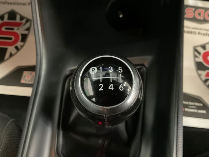 2025 Toyota C-hr