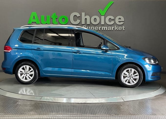 2025 Volkswagen Touran