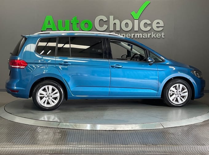 2025 Volkswagen Touran