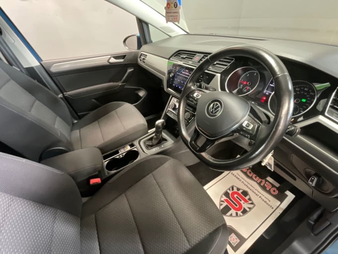 2025 Volkswagen Touran