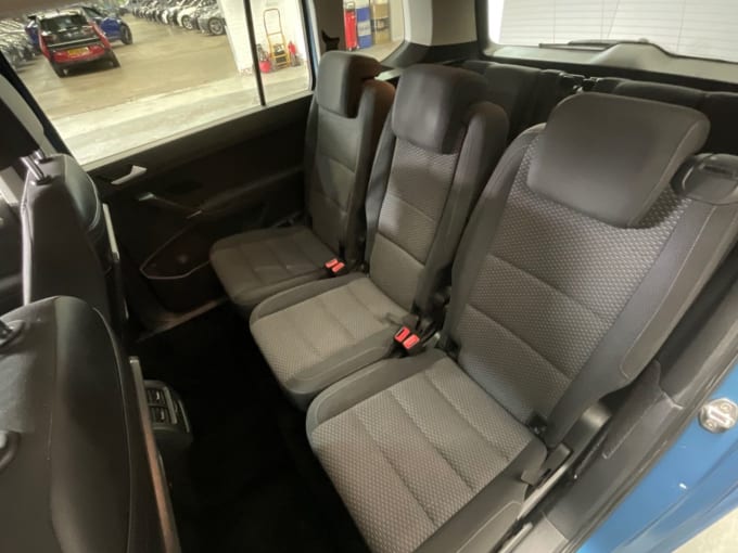 2025 Volkswagen Touran