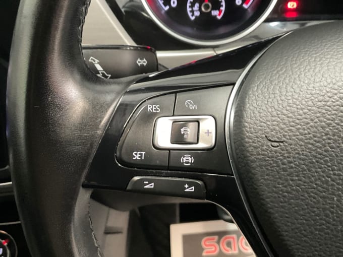 2025 Volkswagen Touran