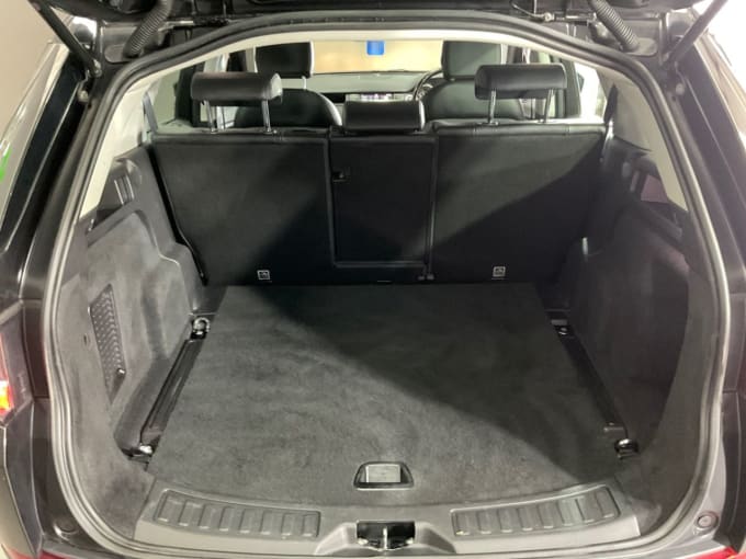 2025 Land Rover Discovery Sport