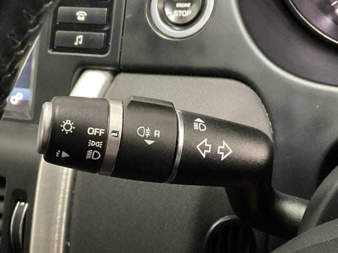 2025 Land Rover Discovery Sport