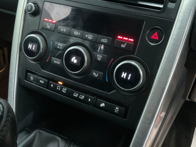 2025 Land Rover Discovery Sport