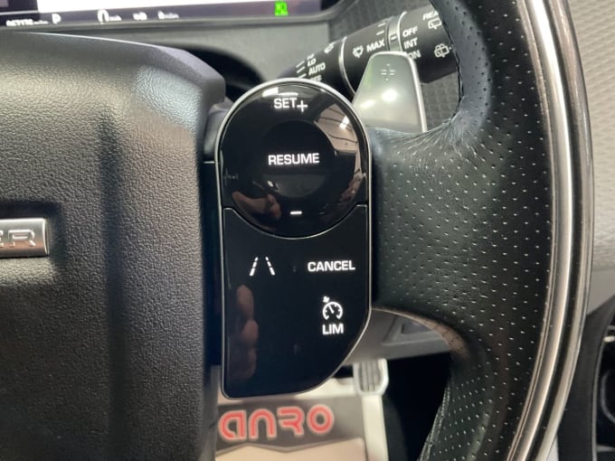 2025 Land Rover Range Rover Velar