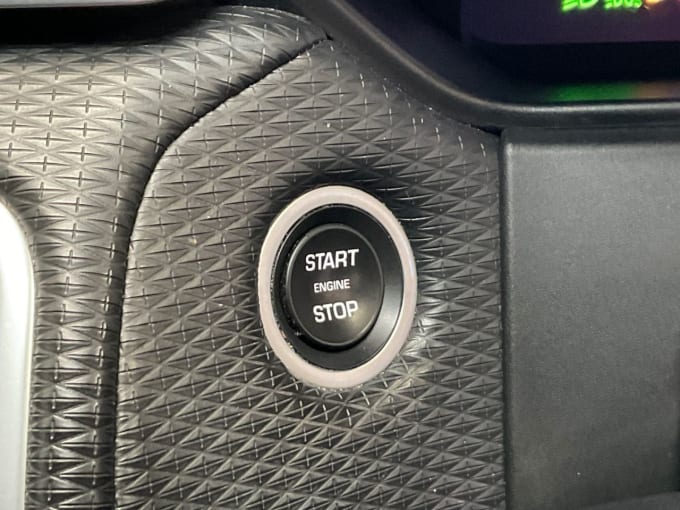 2025 Land Rover Range Rover Velar