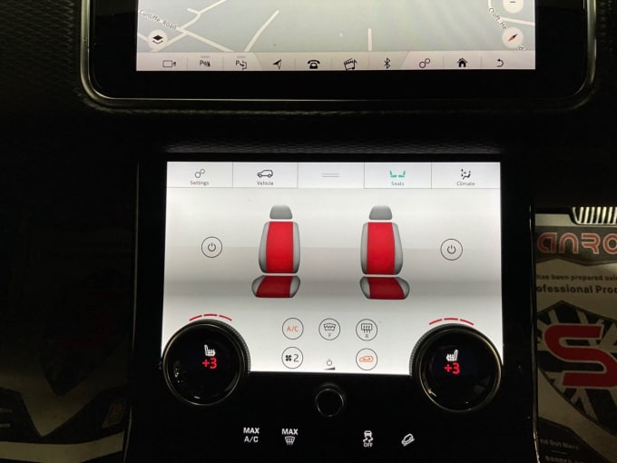 2025 Land Rover Range Rover Velar