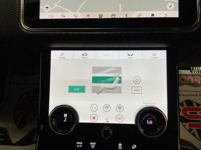 2025 Land Rover Range Rover Velar