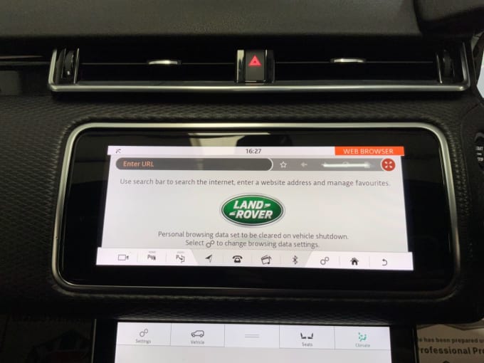 2025 Land Rover Range Rover Velar
