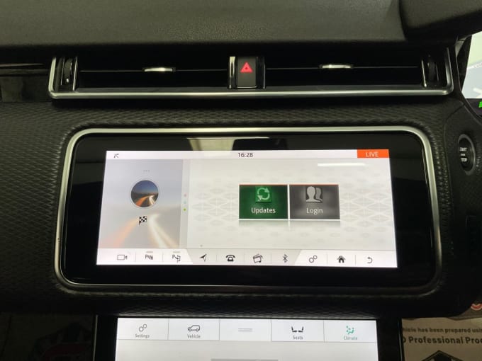 2025 Land Rover Range Rover Velar