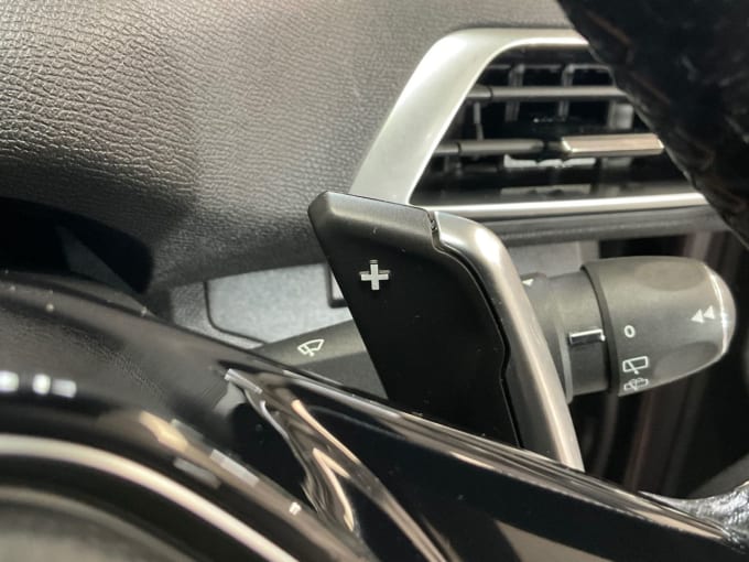 2025 Peugeot 3008