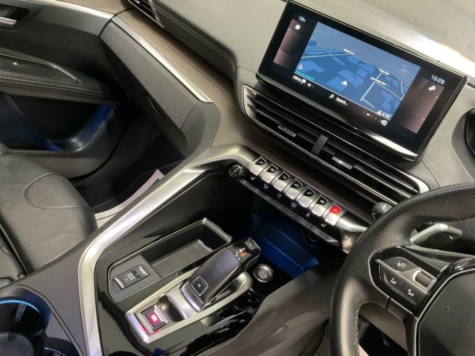 2025 Peugeot 3008