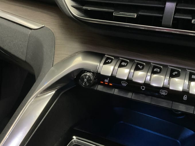 2025 Peugeot 3008