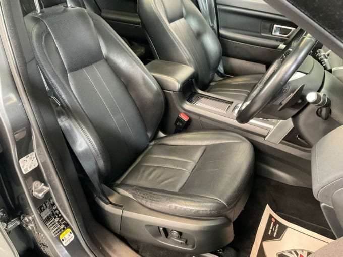 2025 Land Rover Discovery Sport
