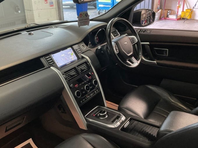 2025 Land Rover Discovery Sport