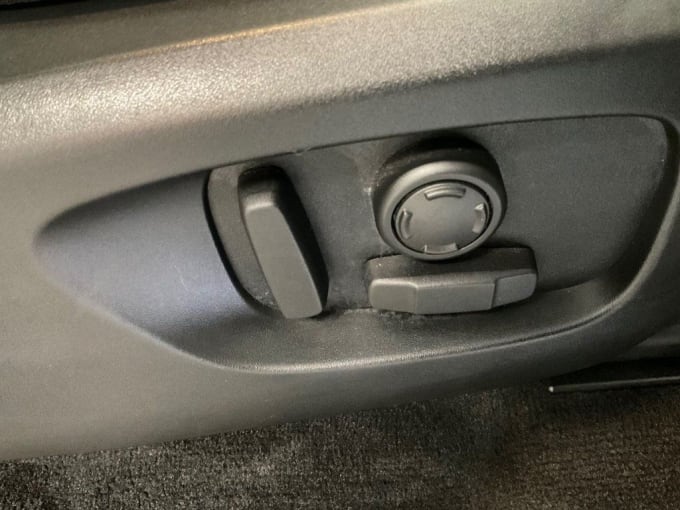 2025 Land Rover Discovery Sport