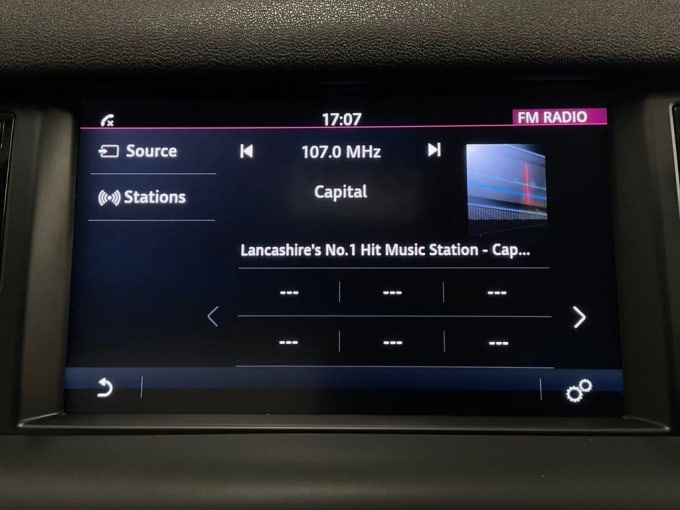 2025 Land Rover Discovery Sport