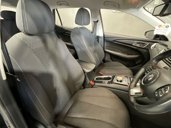 2025 Mg Mg 5