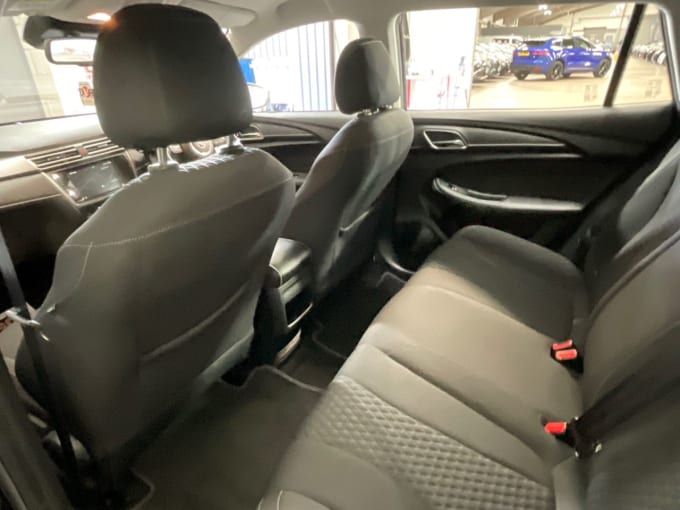 2025 Mg Mg 5