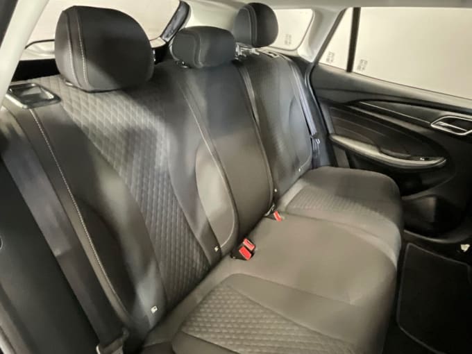 2025 Mg Mg 5