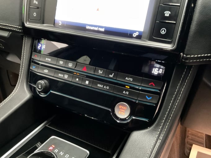 2025 Jaguar F-pace