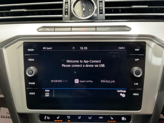 2025 Volkswagen Passat