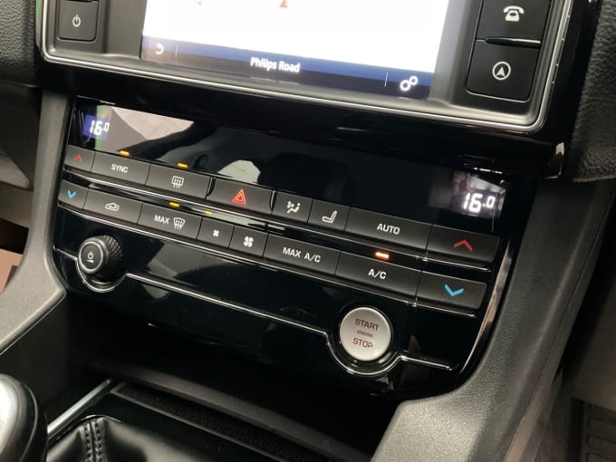 2025 Jaguar F-pace