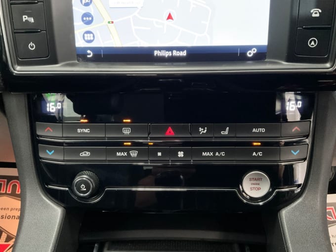 2025 Jaguar F-pace